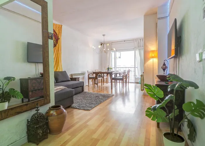 아파트 Araia By Hello Homes